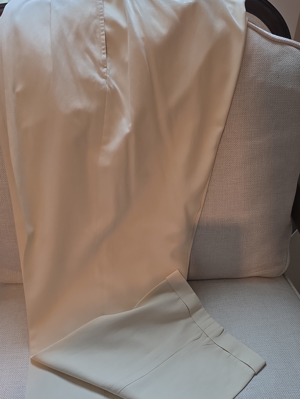 56% Silk Polo by Ralph Lauren Cream Casual Trousers